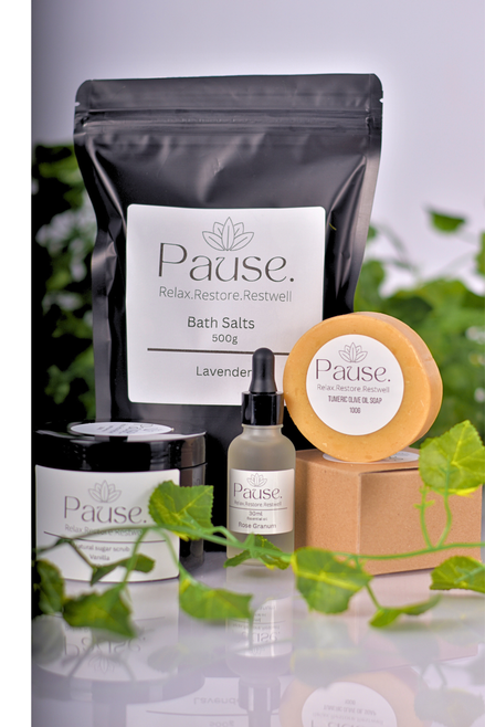 Pause Premium gift set